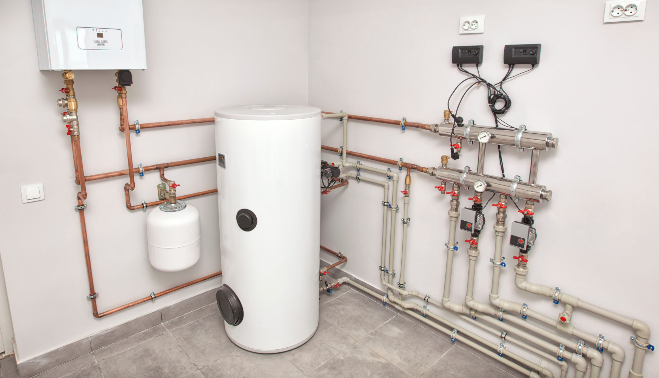Tankless Water Heaters vs. Tank: Which is Better for Your Home?