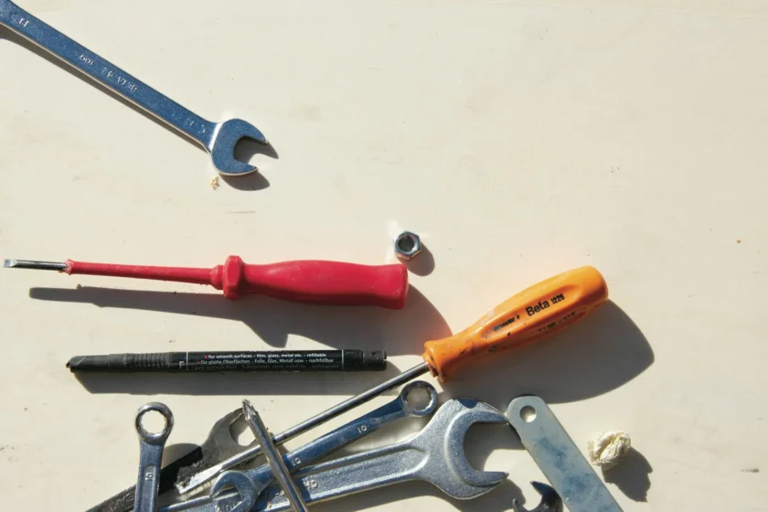 basic-plumbing-tools